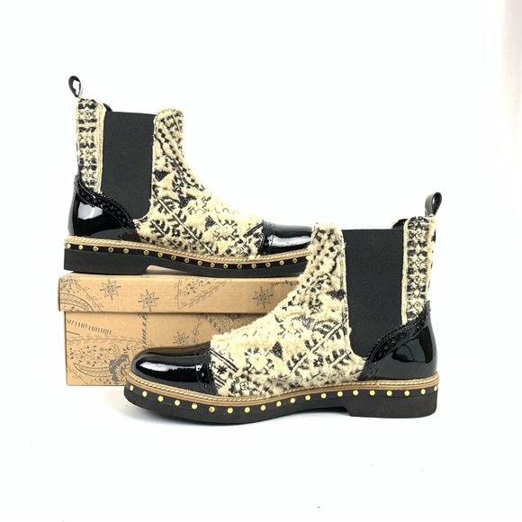 Free People Textile Atlas Chelsea Boot Beige Black Boho Festival Country - Picture 3 of 8